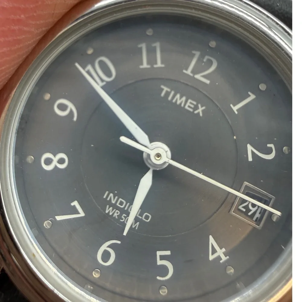 Timex T29291 Indiglo Silver Tone Analog Watch Black Leather Strap Date Window